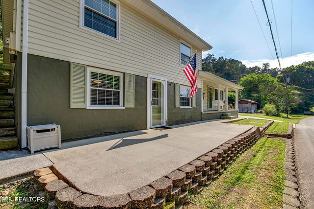 611 E Race St, Kingston, TN 37763