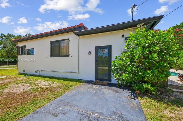 1224 N 26th Ave, Hollywood, FL 33020