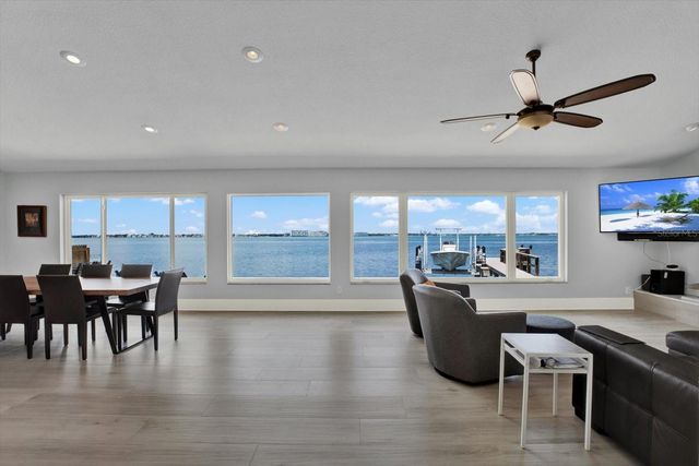 960 BOCA CIEGA ISLE DRIVE, St Pete Beach, FL 33706