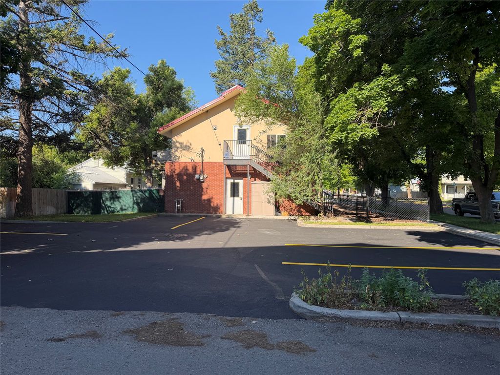 140 5th Street W, Kalispell, MT 59901 photo 3