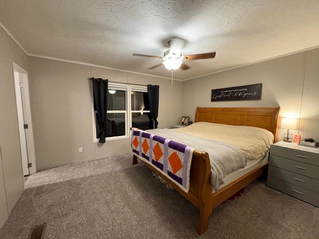 1090 West Adkins-Aurthor Rd, Somerset, KY 42501