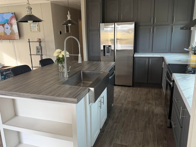 1090 West Adkins-Aurthor Rd, Somerset, KY 42501