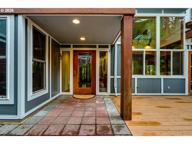 3210 INSPIRATION POINT Dr, Eugene, OR 97405