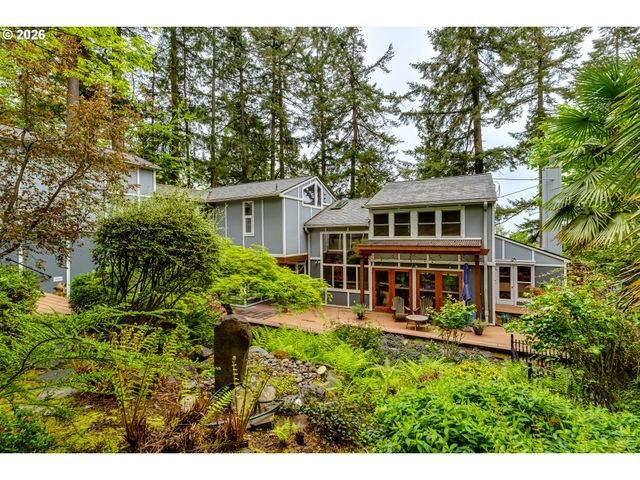 3210 INSPIRATION POINT Dr, Eugene, OR 97405