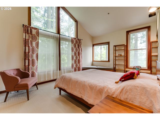 3210 INSPIRATION POINT Dr, Eugene, OR 97405