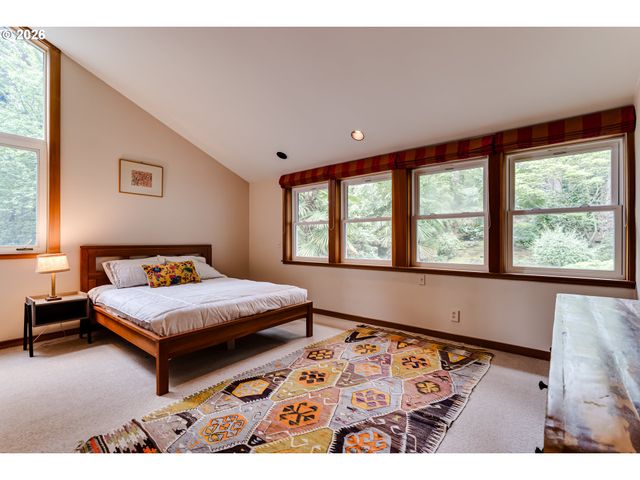 3210 INSPIRATION POINT Dr, Eugene, OR 97405