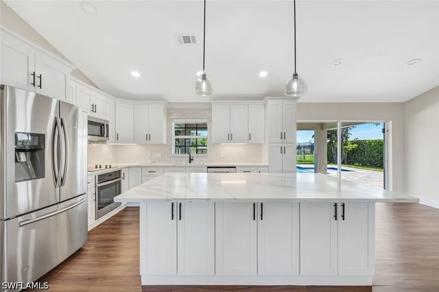 3857 39th AVE NE, Naples, FL 34120