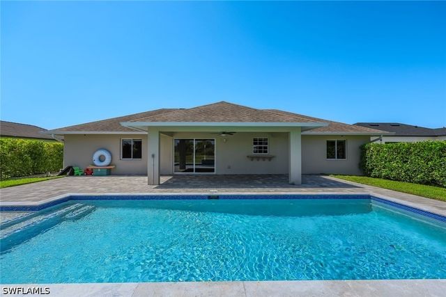 3857 39th AVE NE, Naples, FL 34120