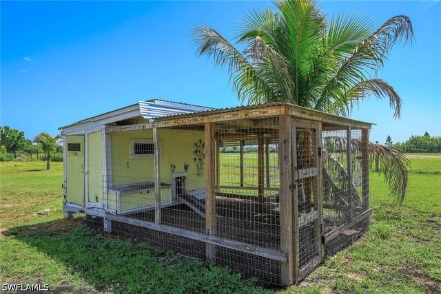 3857 39th AVE NE, Naples, FL 34120