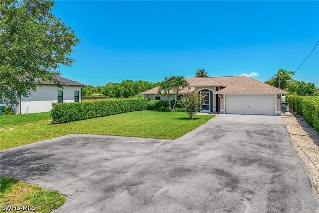3857 39th AVE NE, Naples, FL 34120