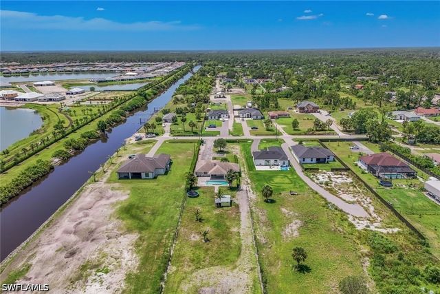 3857 39th AVE NE, Naples, FL 34120