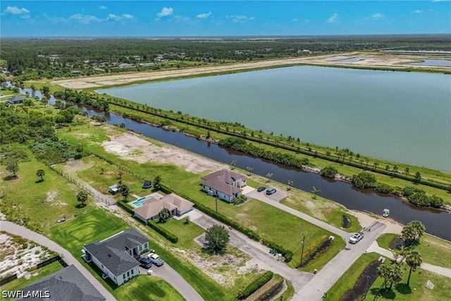 3857 39th AVE NE, Naples, FL 34120