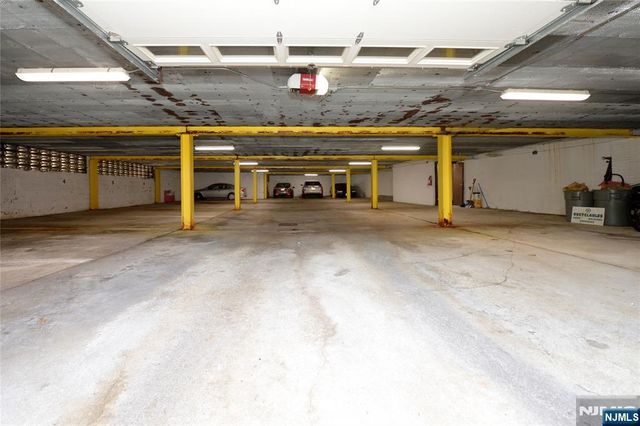 21-31 Ridge Road D15, Ridgewood, NJ 07450