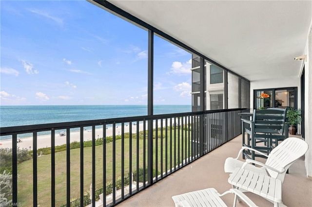 9375 Gulf Shore DR 501, Naples, FL 34108