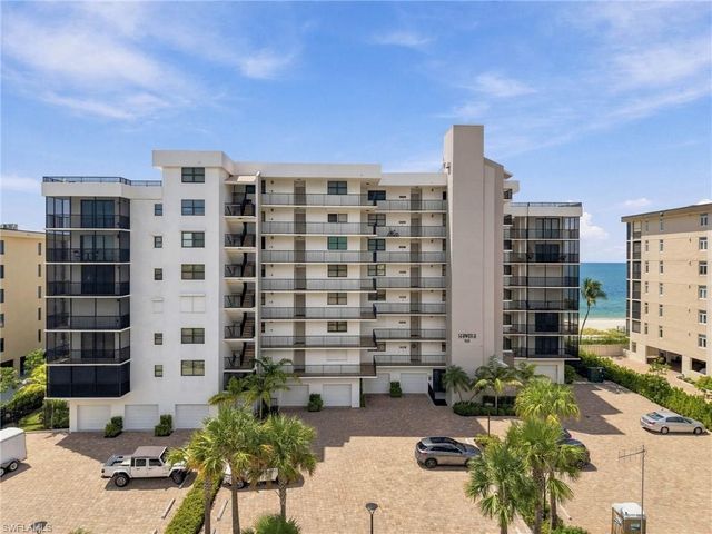 9375 Gulf Shore DR 501, Naples, FL 34108