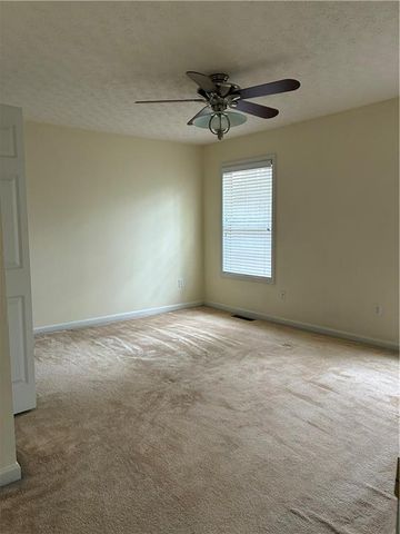 4380 Bradstone Trace NW, Lilburn, GA 30047