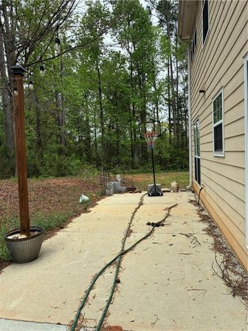 4380 Bradstone Trace NW, Lilburn, GA 30047