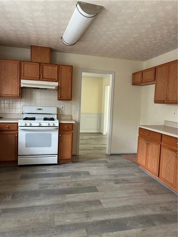 4380 Bradstone Trace NW, Lilburn, GA 30047