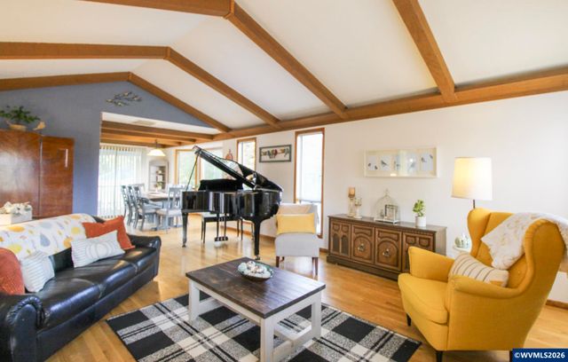 1101 Satara Ct NW, Salem, OR 97304