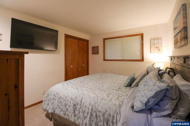 1101 Satara Ct NW, Salem, OR 97304