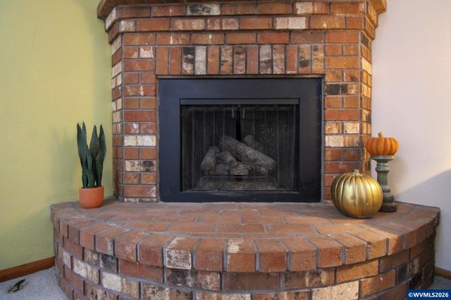 1101 Satara Ct NW, Salem, OR 97304