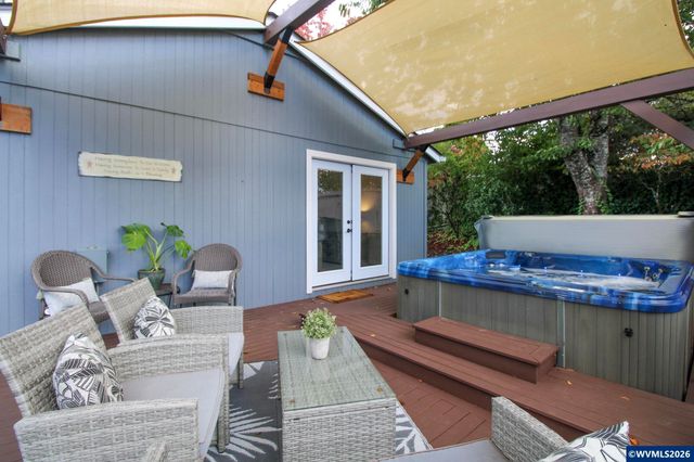 1101 Satara Ct NW, Salem, OR 97304