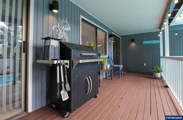 1101 Satara Ct NW, Salem, OR 97304