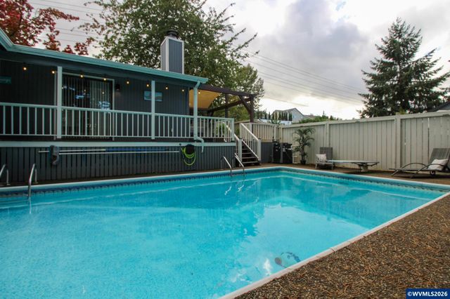 1101 Satara Ct NW, Salem, OR 97304