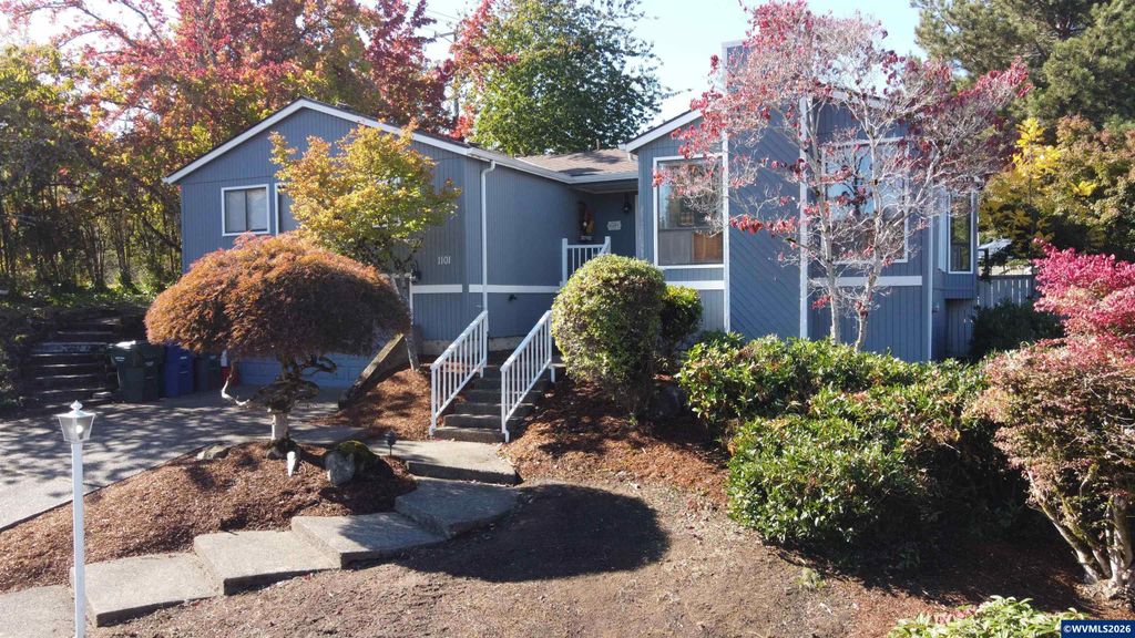 1101 Satara Ct NW, Salem, OR 97304