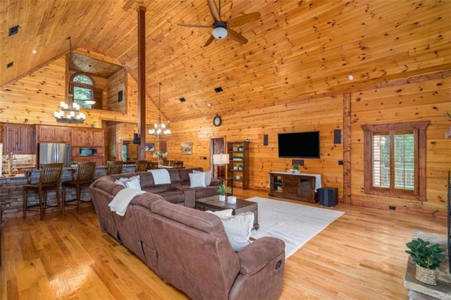 31 High Cliff Road, Jasper, GA 30143