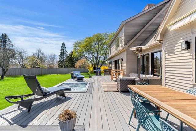 4 Apple Way, Stratham, NH 03885