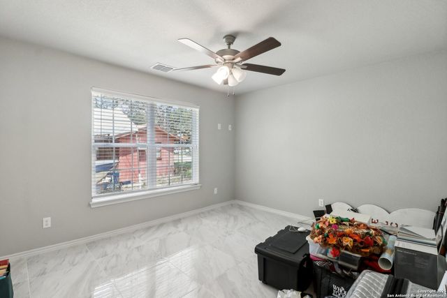 1020 Pebble Beach Dr. NW, Lakehills, TX 78063
