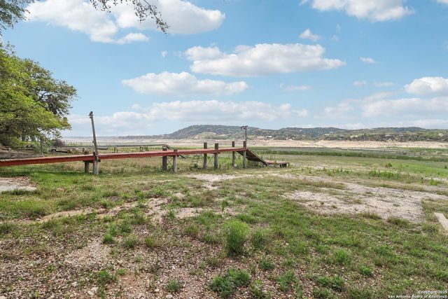 1020 Pebble Beach Dr. NW, Lakehills, TX 78063