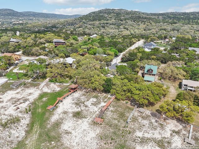 1020 Pebble Beach Dr. NW, Lakehills, TX 78063