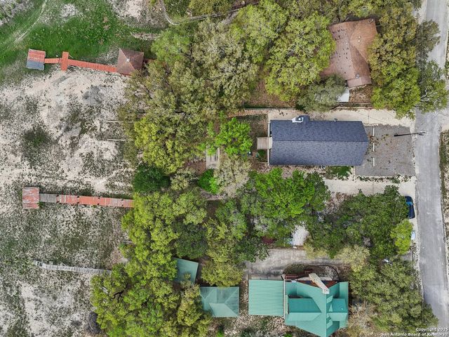 1020 Pebble Beach Dr. NW, Lakehills, TX 78063