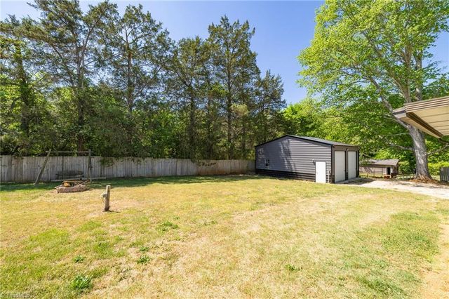 2039 Scalesville Road, Summerfield, NC 27358