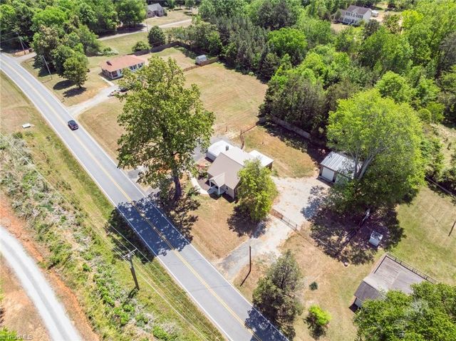 2039 Scalesville Road, Summerfield, NC 27358