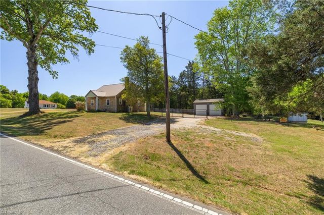2039 Scalesville Road, Summerfield, NC 27358
