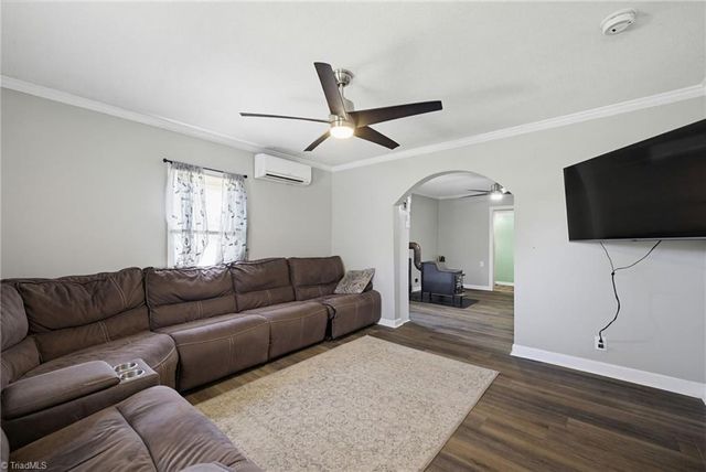 2039 Scalesville Road, Summerfield, NC 27358