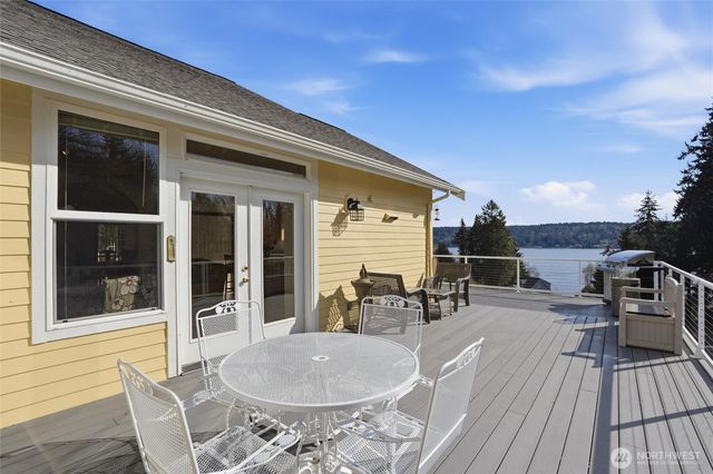 4987 Illahee Road NE, Bremerton, WA 98311