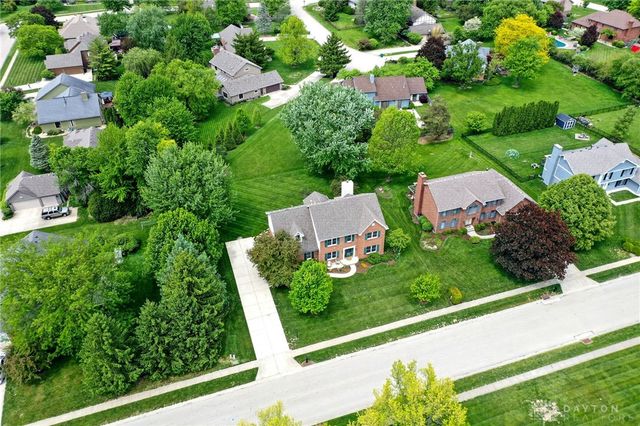 1111 Chisolm Trail, Washington Twp, OH 45458
