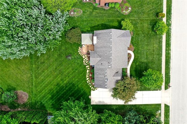 1111 Chisolm Trail, Washington Twp, OH 45458