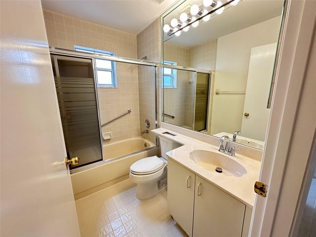 14474 Via Royale 14474, Delray Beach, FL 33446