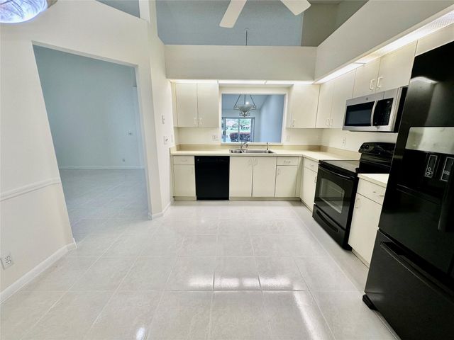 14474 Via Royale 14474, Delray Beach, FL 33446