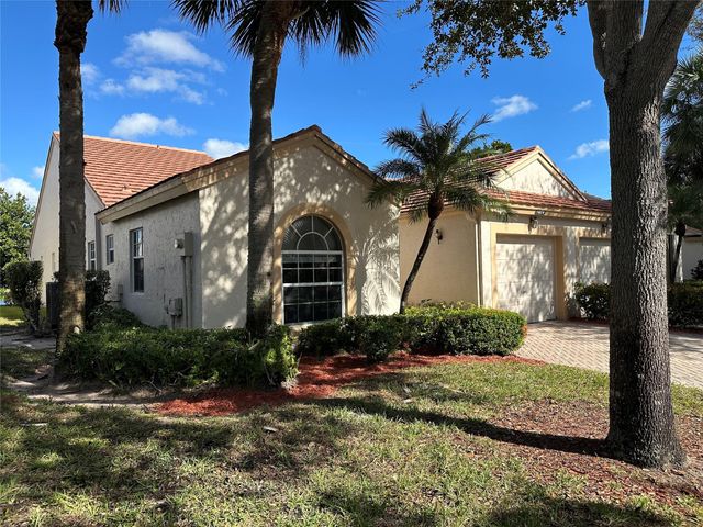 14474 Via Royale 14474, Delray Beach, FL 33446