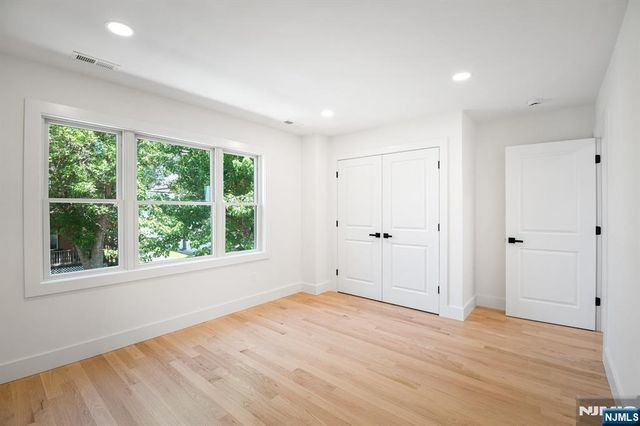 496 Central Avenue, Carlstadt, NJ 07072