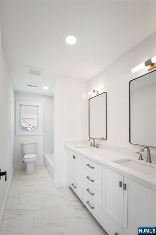 496 Central Avenue, Carlstadt, NJ 07072