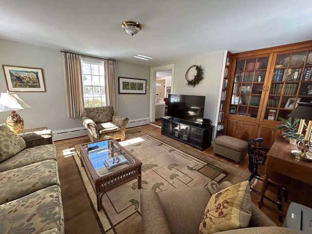 3 Wheelwright Avenue, Exeter, NH 03833