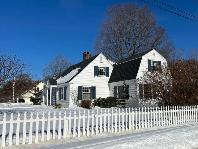 3 Wheelwright Avenue, Exeter, NH 03833