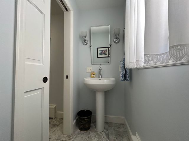 3 Wheelwright Avenue, Exeter, NH 03833